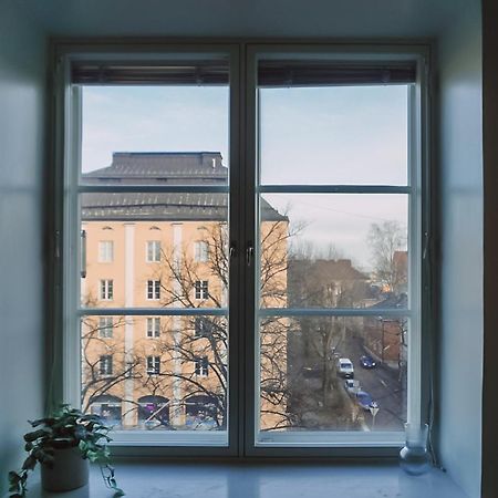 Cozy City Studio By Tram And Bus Stops ヘルシンキ エクステリア 写真