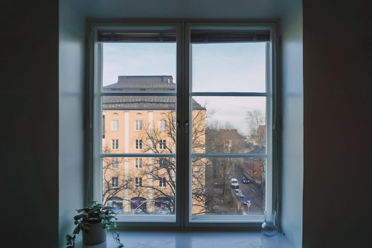 Cozy City Studio By Tram And Bus Stops ヘルシンキ エクステリア 写真